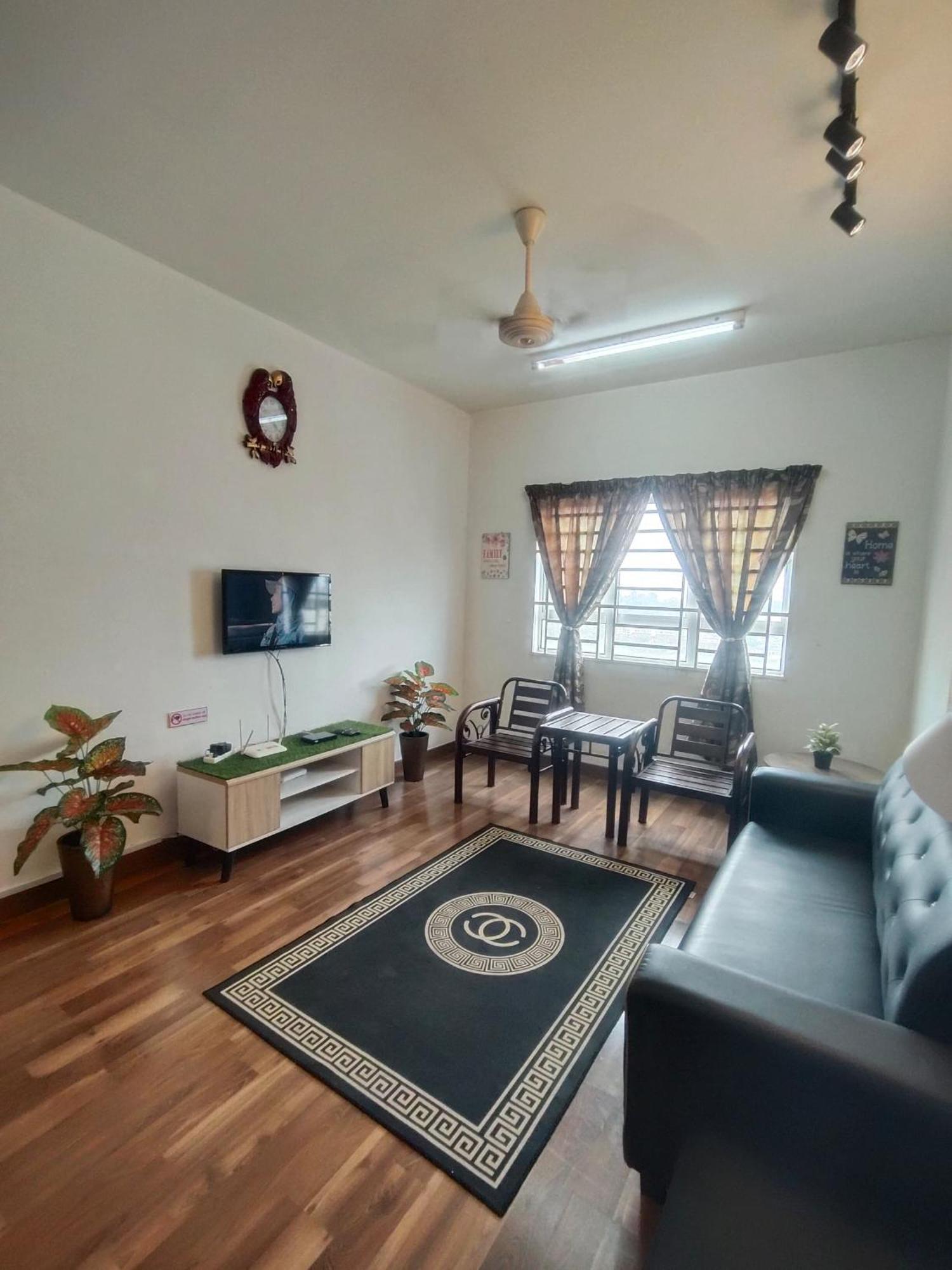 Anggerik Camelia Homestay Apartment Ladang Tok Pelam Kuala Terengganu Exterior foto